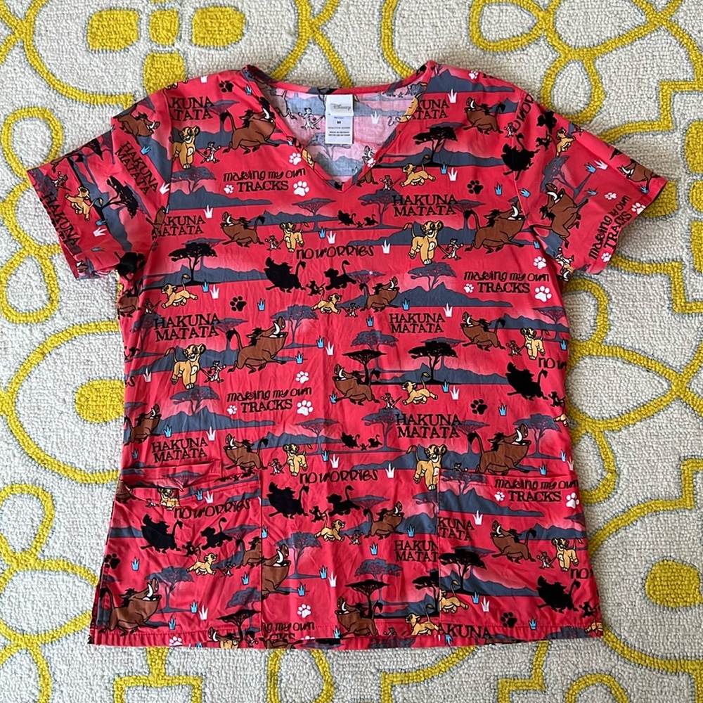 Hakuna Matata Scrub Top. Sz M